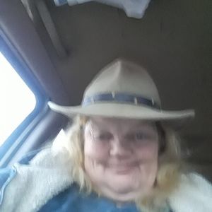 Meet your Posher, Cheryl